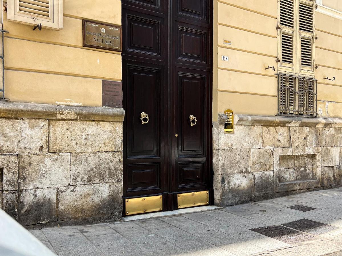 Al 115 Rooms Cagliari Exteriör bild